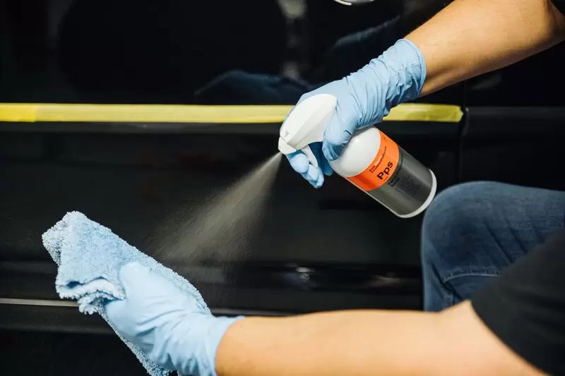 Dung dịch vệ sinh trước khi phủ - Panel Preparation Spray Koch Chemie